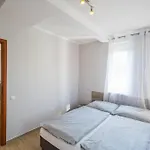 Riviera Apartmanhaz Siofok