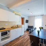 Riviera Apartmanhaz