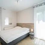 شقة Riviera Apartmanhaz شيوفوك
