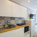 Riviera Apartmanhaz * Siofok