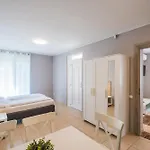 Riviera Apartmanhaz Apartment Siofok