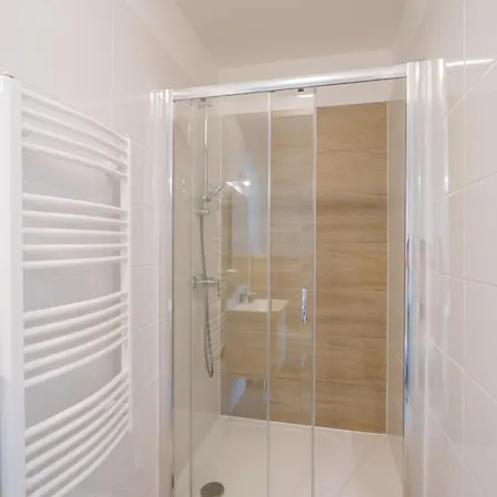 Lägenhet Riviera Apartmanhaz *