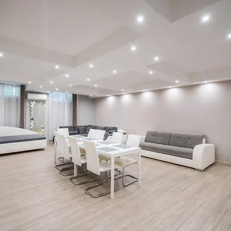 Riviera Apartmanhaz Lägenhet
