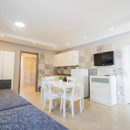 Riviera Apartmanhaz Siófok
