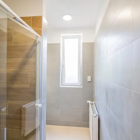 Riviera Apartmanhaz * Siófok