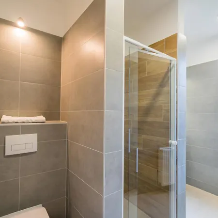 Riviera Apartmanhaz Lägenhet *