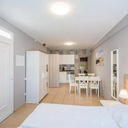 Riviera Apartmanhaz Siófok