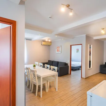 Riviera Apartmanhaz شقة
