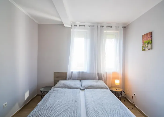 アパート Riviera Apartmanhaz