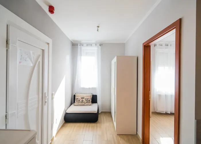 Riviera Apartmanhaz アパート