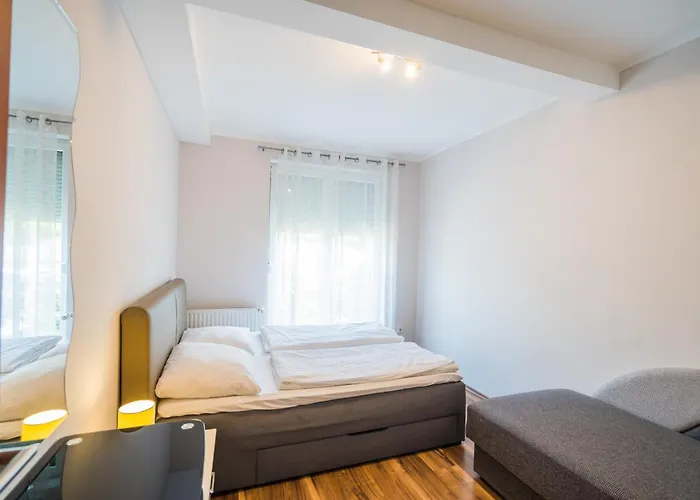 アパート Riviera Apartmanhaz