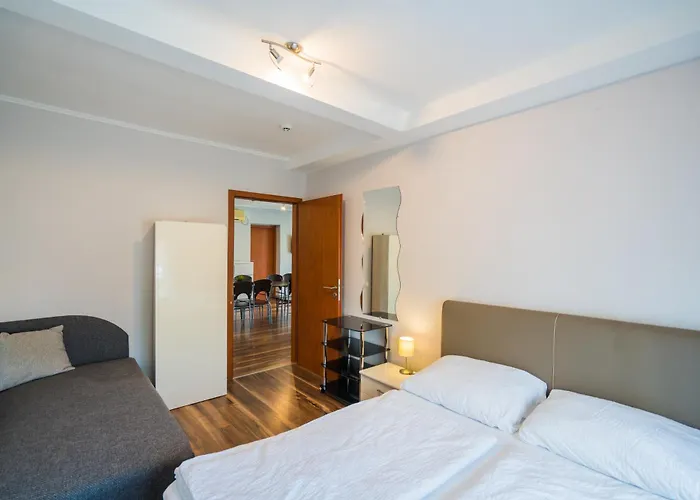 Riviera Apartmanhaz シオーフォク