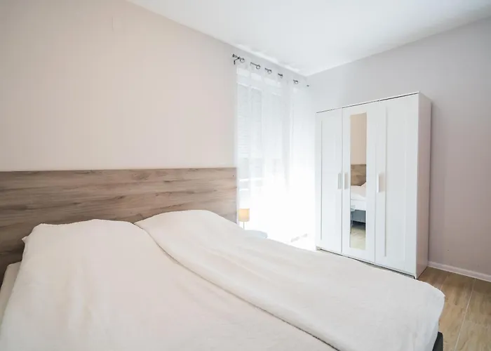 アパート Riviera Apartmanhaz