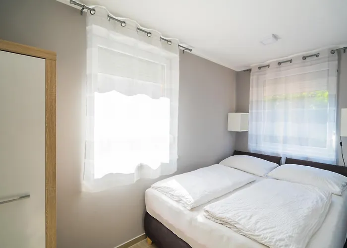 Riviera Apartmanhaz アパート *