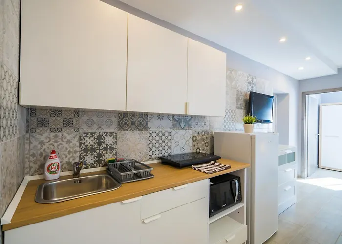 Riviera Apartmanhaz * シオーフォク