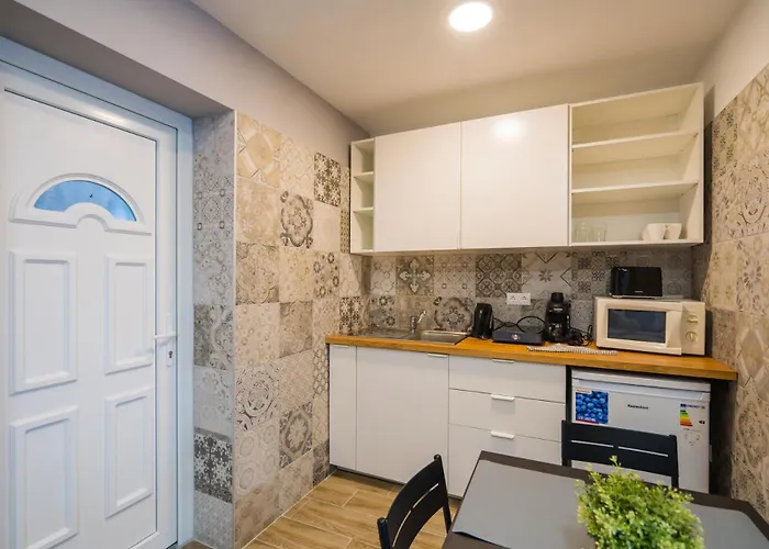 Riviera Apartmanhaz アパート *