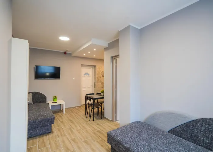 Riviera Apartmanhaz