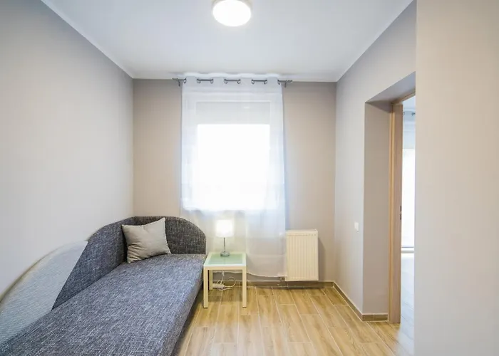 アパート Riviera Apartmanhaz *