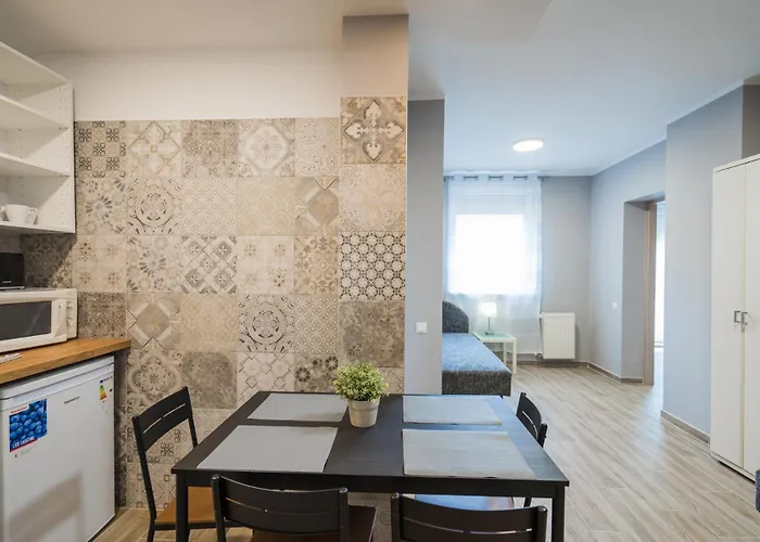 Riviera Apartmanhaz *