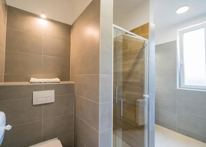 Riviera Apartmanhaz アパート *