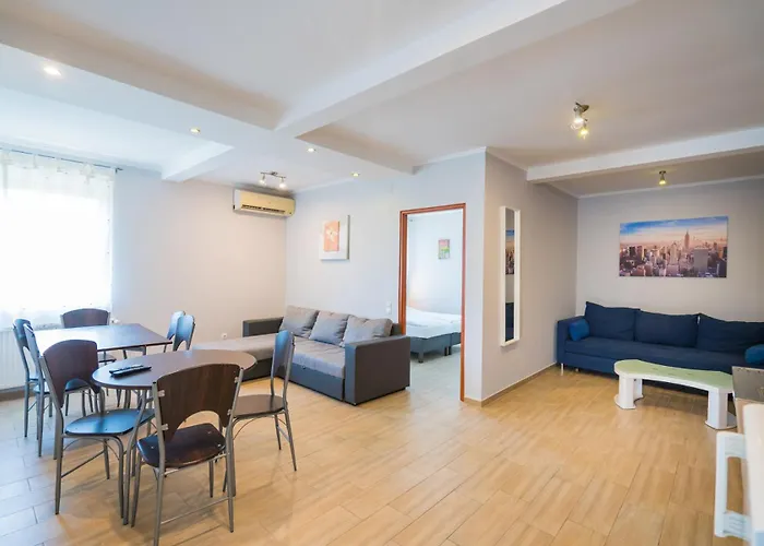 Riviera Apartmanhaz