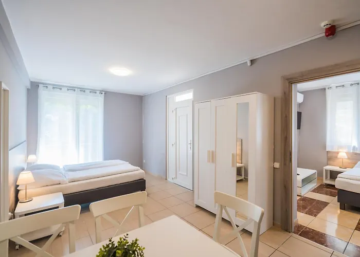 Riviera Apartmanhaz Apartment Siofok