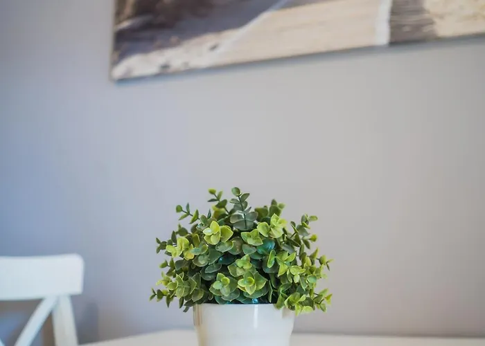 Riviera Apartmanhaz *