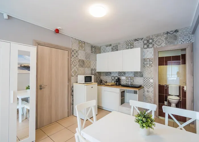 Riviera Apartmanhaz * Siofok